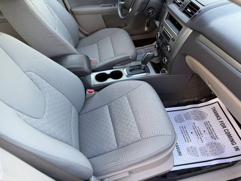 2012 Ford Fusion SE
