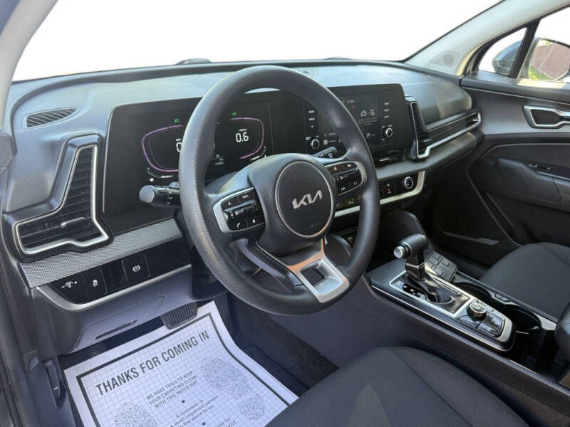 2024 Kia Sportage LX