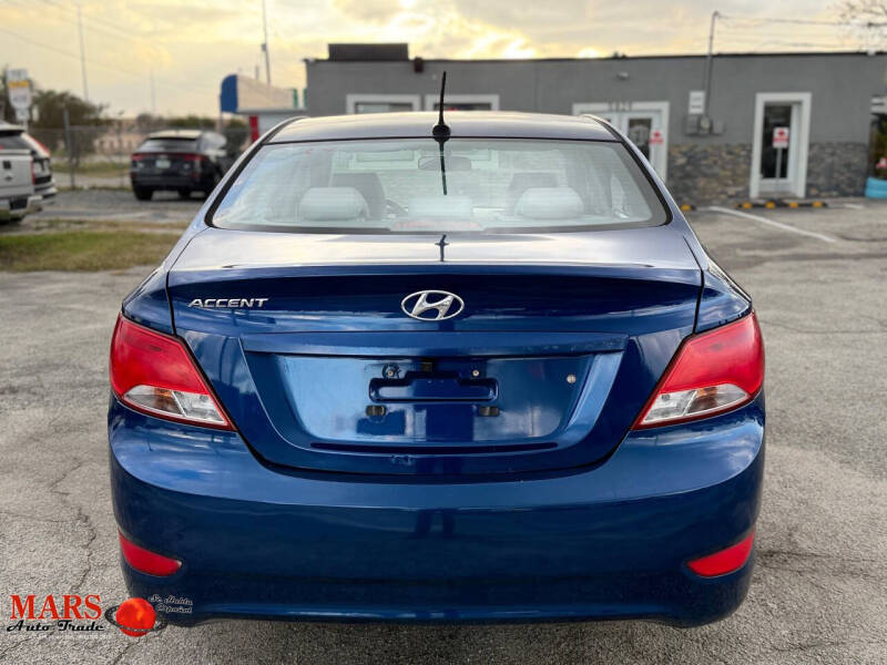 2016 Hyundai Accent SE