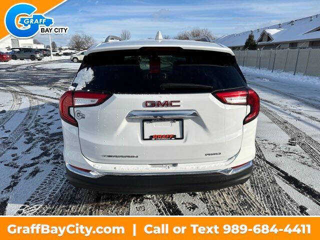 2023 GMC Terrain SLT