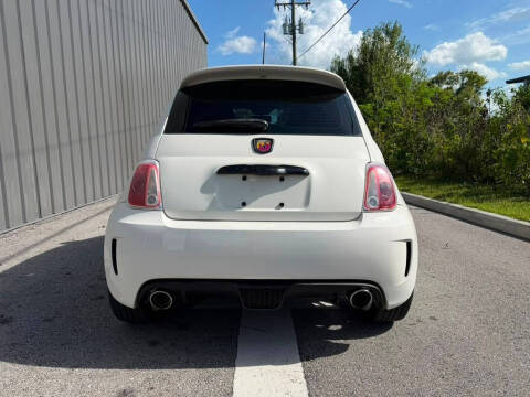 2013 FIAT 500 Abarth