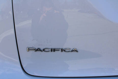 2017 Chrysler Pacifica Touring-L