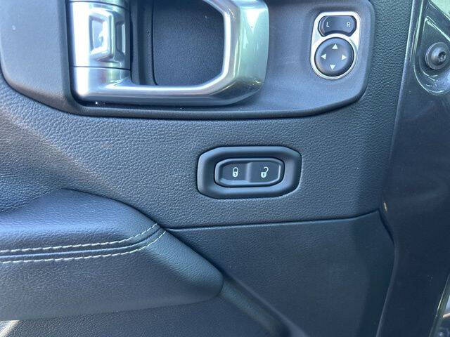 2021 Jeep Gladiator Overland