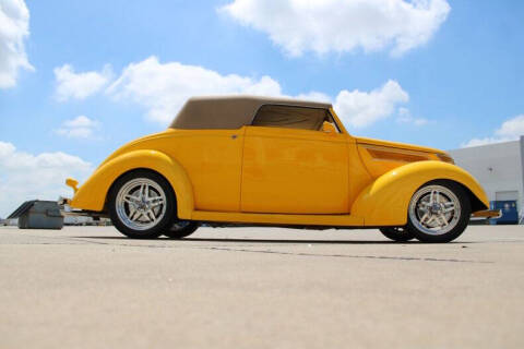 1937 Ford Cabriolet