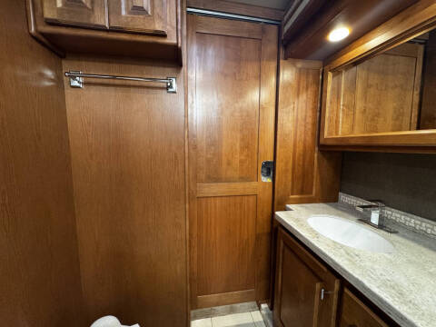 2018 Tiffin Allegro RED