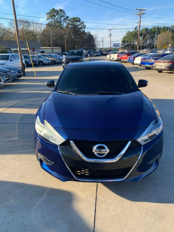 2018 Nissan Maxima SV's photo