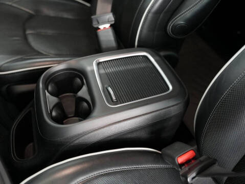 2019 Chrysler Pacifica Hybrid Limited