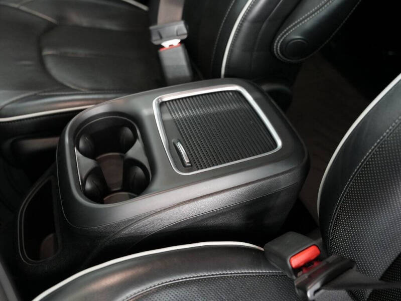 2019 Chrysler Pacifica Hybrid Limited