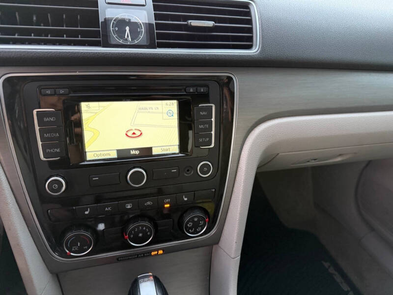 2015 Volkswagen Passat 2.0L TDI SE