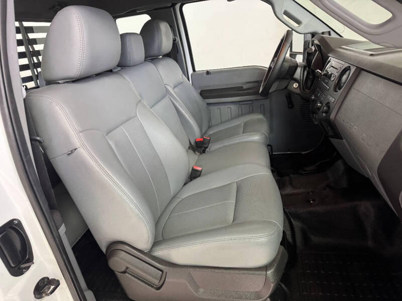 2011 Ford F-350 Super Duty XL