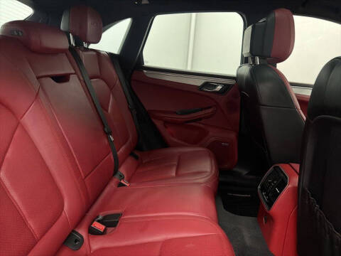 2017 Porsche Macan GTS