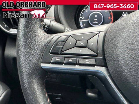 2023 Nissan Kicks SR