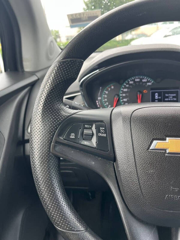 2021 Chevrolet Trax LS