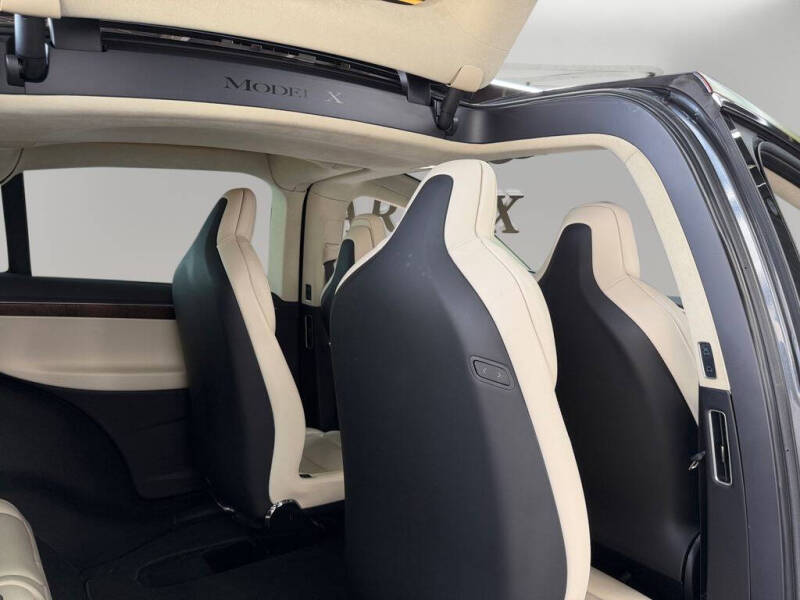 2018 Tesla Model X 75D