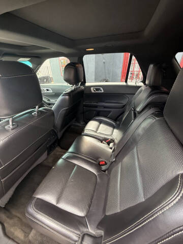 2014 Ford Explorer Sport