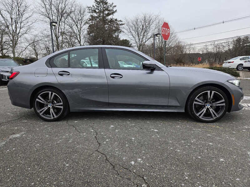 2023 BMW 3 Series 330i xDrive