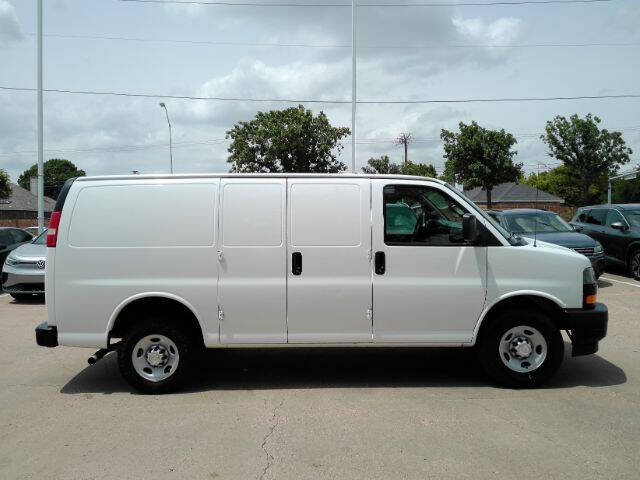 2020 Chevrolet Express 2500