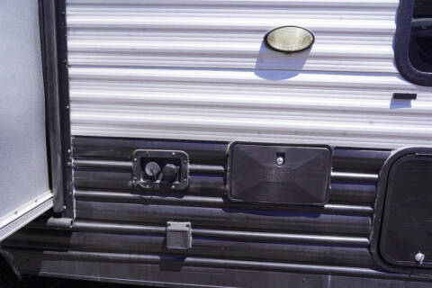 2022  Forest River  Grey Wolf Limited 26DBH