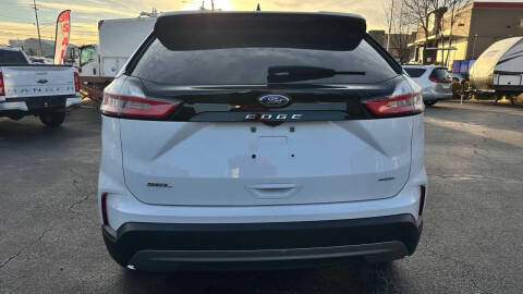 2023 Ford Edge