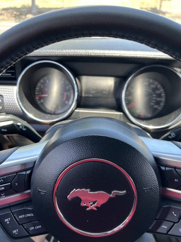 2017 Ford Mustang EcoBoost Premium