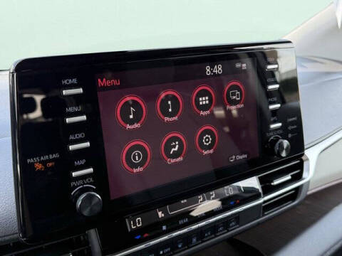 2024 Toyota Sienna LE 8-Passenger