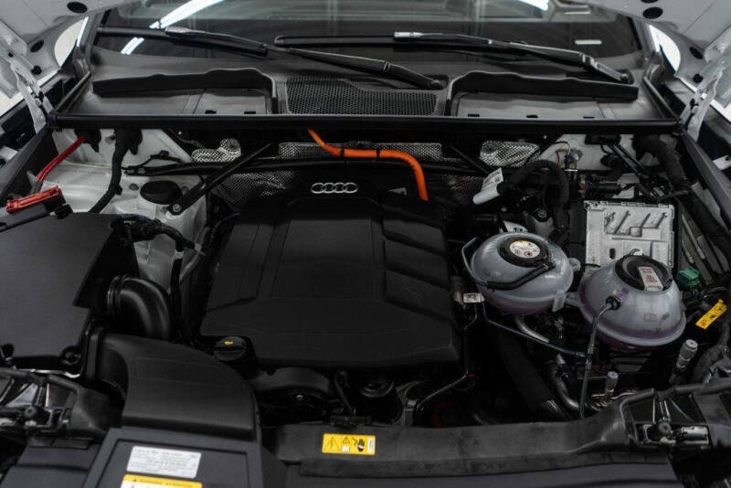 2024 Audi Q5 e quattro S line Prestg 55 TFSI