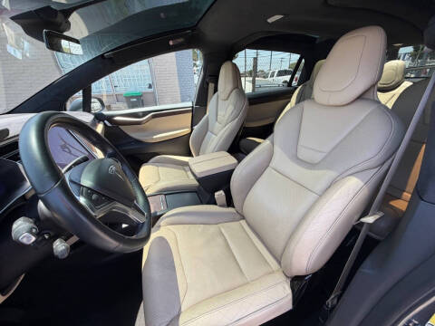 2016 Tesla Model X 90D