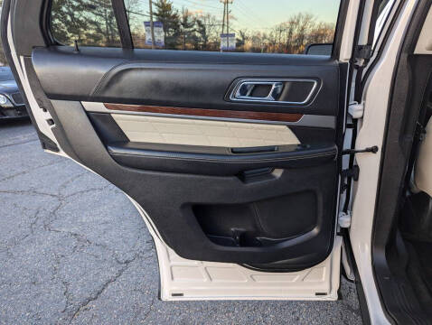 2018 Ford Explorer Platinum