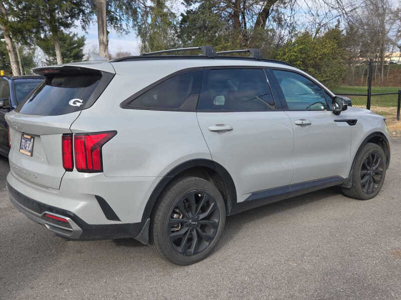 2022 Kia Sorento SX