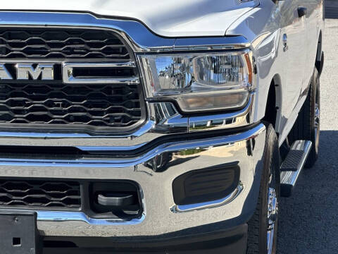 2023 RAM 3500 Tradesman