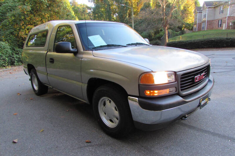 2000 GMC Sierra SL photo 8