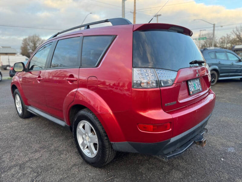 2009 Mitsubishi Outlander ES