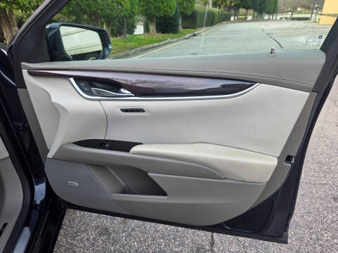 2014 Cadillac XTS Platinum Collection