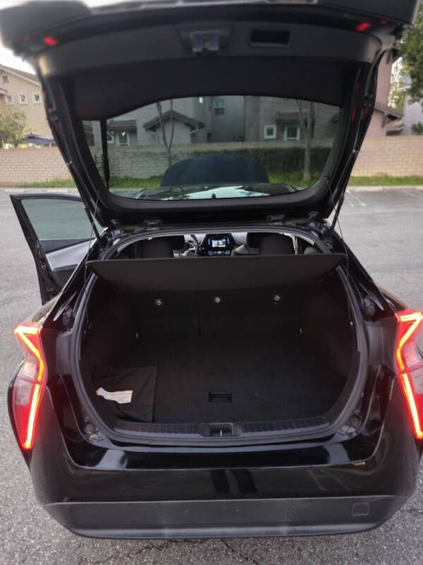 2017 Toyota Prius Two