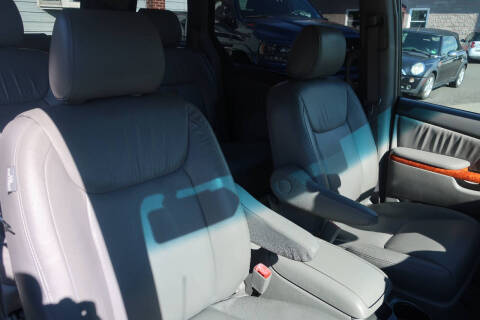2008 Toyota Sienna XLE