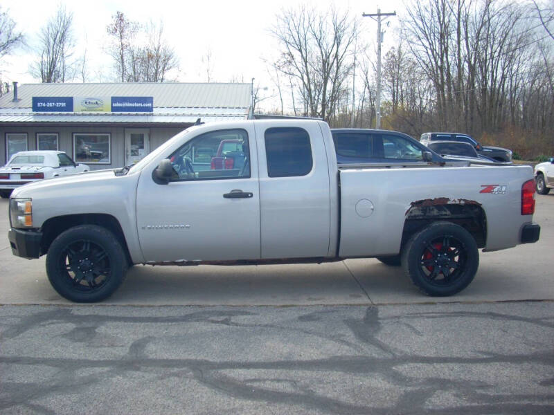 Used 2007 Chevrolet Silverado 1500 Work Truck with VIN 1GCEK19087Z534992 for sale in Warsaw, IN