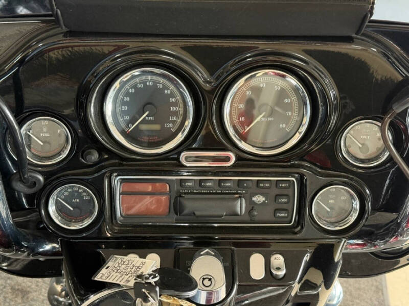 2002 Harley-Davidson FLHTCI