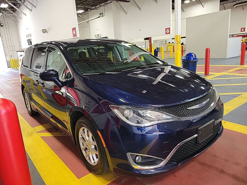 2020 Chrysler Pacifica Touring