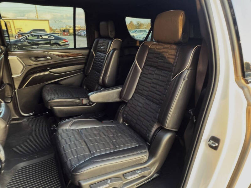 2021 Cadillac Escalade ESV Sport Platinum