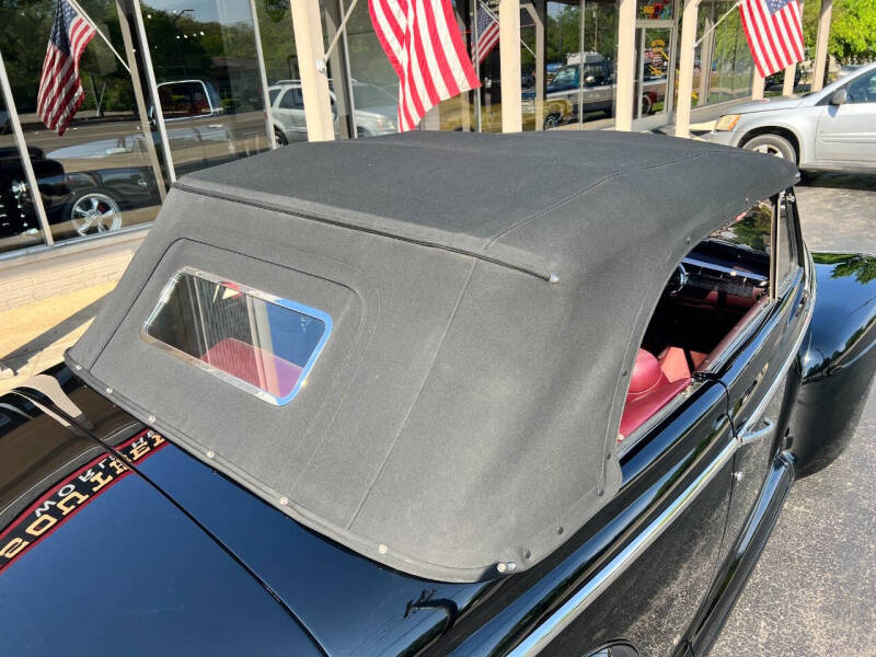 1947 Ford Super Deluxe
