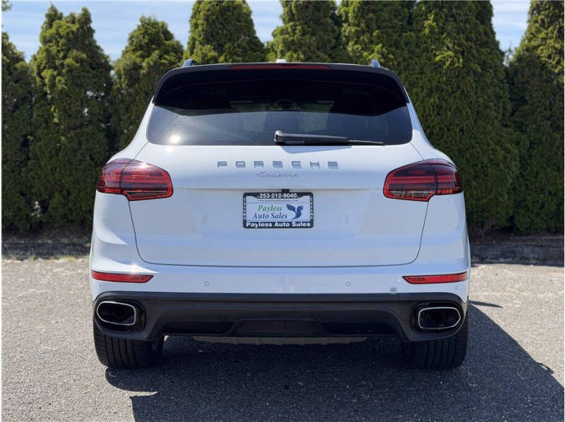2017 Porsche Cayenne Platinum Edition