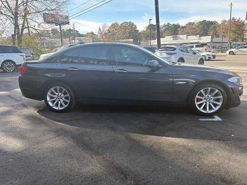2011 BMW 5 Series 550i