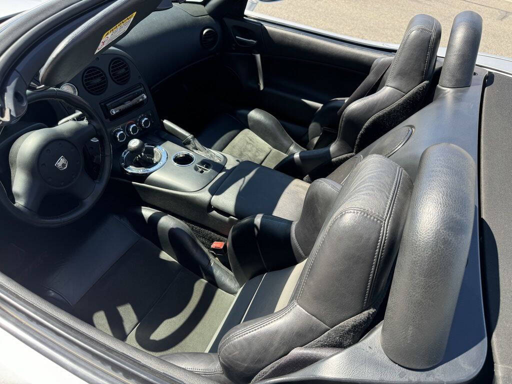 2003 Dodge Viper 14