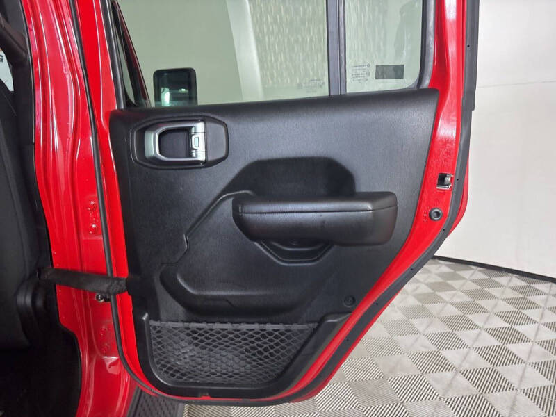 2020 Jeep Gladiator Sport