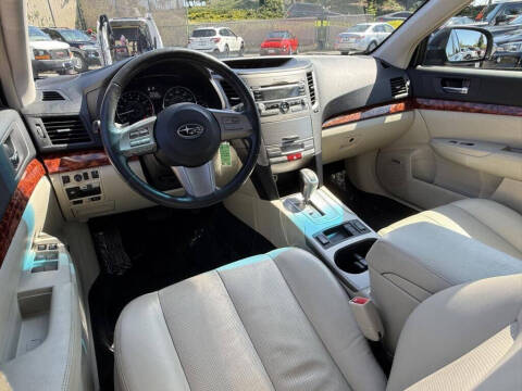 2011 Subaru Outback 2.5i Limited