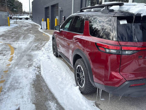 2023 Nissan Pathfinder Rock Creek