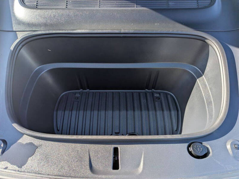 2026 Tesla Model Y Long Range