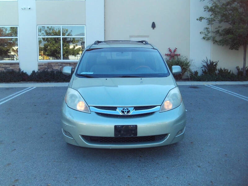 2008 Toyota Sienna XLE Limited