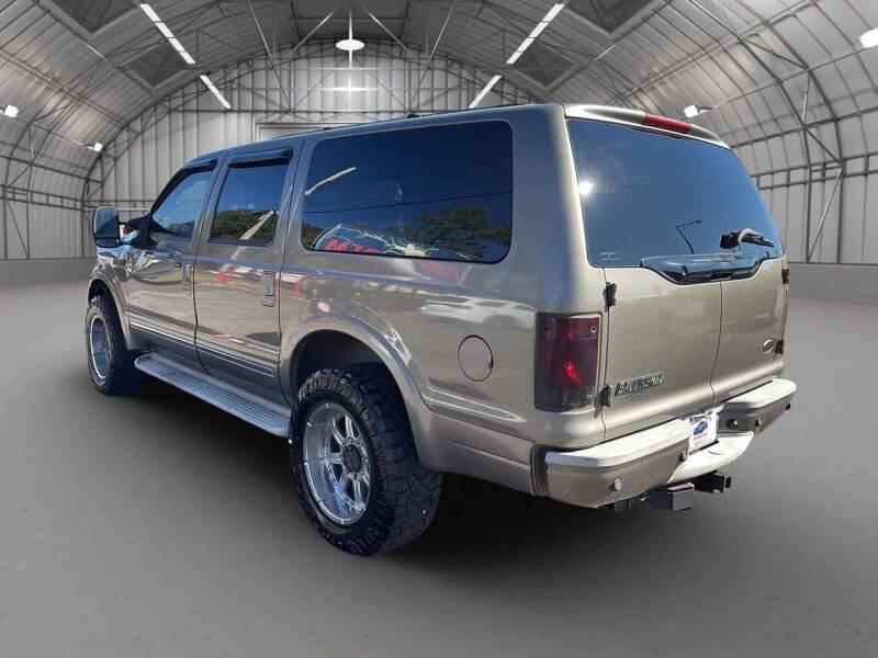 2005 Ford Excursion Limited