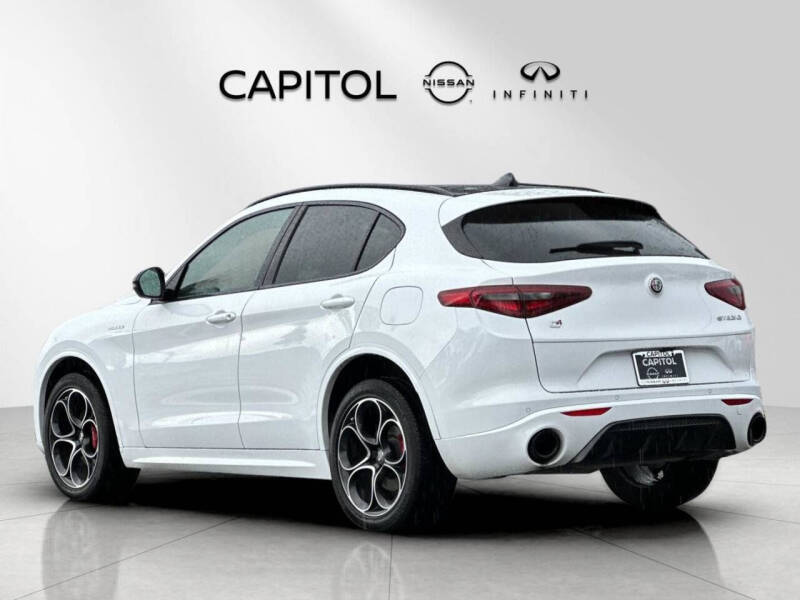 2022 Alfa Romeo Stelvio Veloce